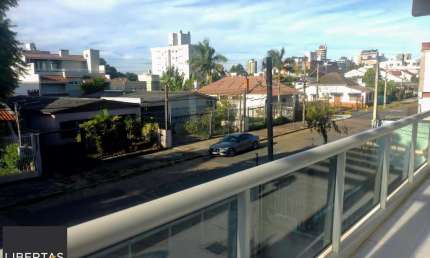 Casa para locação no bairro Jardim Itu, com 359m², 3 dormitórios suíte, 4 vagas de garagem.