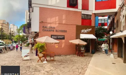 Ponto comercial à venda na Rua Vinte e Quatro de Outubro, 435, Moinhos de Vento, Porto Alegre