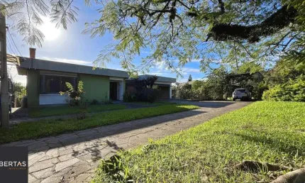 Casa com 4 quartos à venda na Rua Domício da Gama, 4, Glória, Porto Alegre