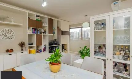 Vende-se apartamento com 3 quartos, suíte e churrasqueira – 103 m² - Petrópolis