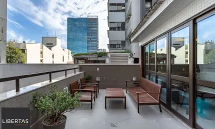 Apartamento Garden 3 Dorms (2 Suítes), 181m², 2 Vagas – Auxiliadora, POA