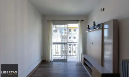 Apartamento de 3 dormitórios, 1 suíte e 1 vaga coberta.