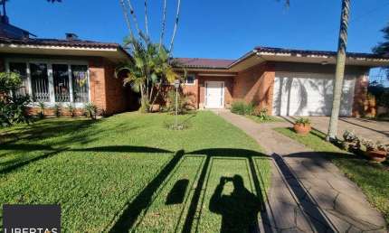 Casa com 5 quartos à venda na Avenida Flamengo, 75, Ipanema, Porto Alegre