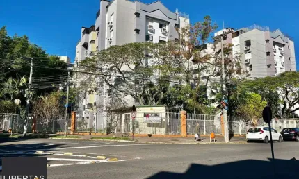 Apto 03 dorm com suíte, andar alto, vista, ótima posição solar, 1 vaga no Cristo