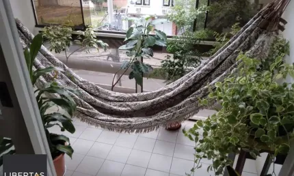 Apartamento de 2 dormitórios no bairro Jardim Botânico
