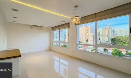 Apartamento com 3 quartos (1 suíte) e 2 vagas no Bairro Passo da Areia.