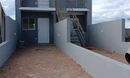 Casa em porto alegre, no bairro restinga, com 2 dormitório(s), e 2 banheiros, à venda.