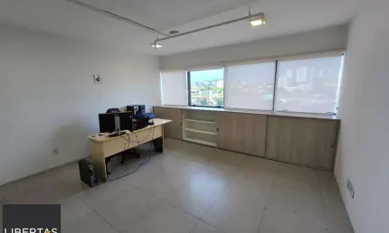 Excelente sala comercial para venda e locação no  Murano Office. bairro cristal.