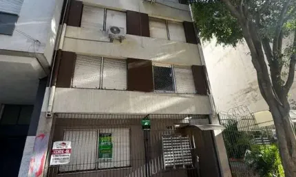 Kitnet térreo de frente à venda na Rua Lima e Silva – Cidade Baixa, Porto Alegre