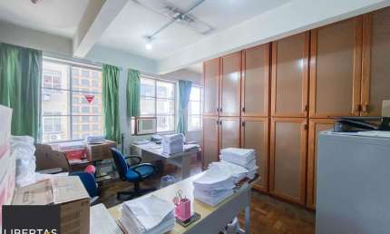 Sala Comercial Vista para o Guaíba, 2 Ambientes e Banheiro - Galeria do Rosário