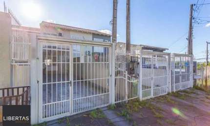 Casa sobrado, 2 dormitórios, 66m² privativos, no Jardim Leopoldina, Porto Alegre