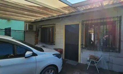 Casa com 2 quartos à venda na Avenida Alcibiades Martins da Rocha, 1789, Aberta dos Morros, Porto Alegre