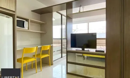Apartamento mobiliado com vista para o guaíba no centro histórico
