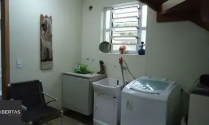 Sítio em porto alegre, no bairro aberta dos morros, com 3 dormitório(s), e 3 banheiros, à venda.