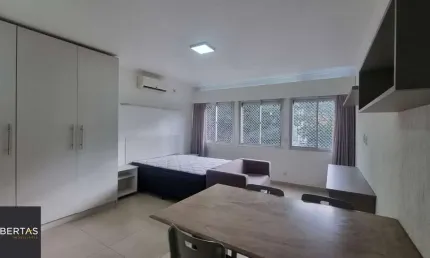 Apartamento studio completamente mobiliado, condomínio baixo, Bairro Auxiliadora