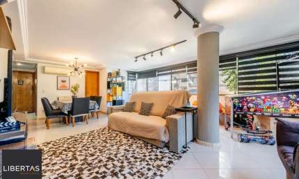 Apartamento 3 dormitórios, 2 vagas 109m² próximo ao Pastor Domhs e Sogipa