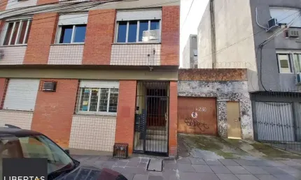 Excelente apartamento 3d semi reformado preço atrativo centro histórico