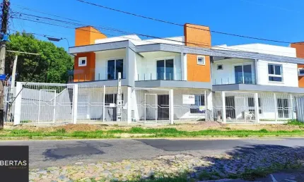 Sobrado 3 dormitórios com suíte à venda no Vila Ipiranga Porto Alegre R$ 820.000