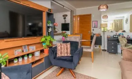 Excelente apartamento de 2 Dormitórios com 2 vagas a 50mts do Bourbon Country