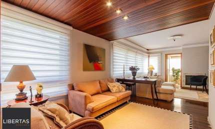 Apartamento com 3 quartos à venda na Rua Santa Cecília, 2096, Rio Branco, Porto Alegre