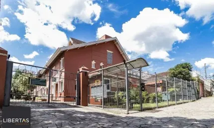 Casa em condomínio fechado com 3 quartos à venda na Avenida Arnaldo Bohrer, 184, Teresópolis, Porto Alegre