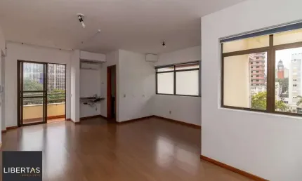 Sala a com 40m² privativos vaga e elevador, na rua barão do gravataí, menino deus - porto alegre.
