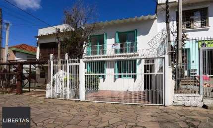 Casa com 5 quartos à venda na Rua Bernardo Pires, 81, Santana, Porto Alegre