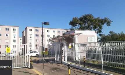 Apartamento com 2 quartos à venda na Avenida Edgar Pires de Castro, 2803, Hípica, Porto Alegre