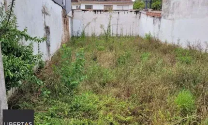 Terreno à venda na Rua Machado de Assis, 633, Jardim Botânico, Porto Alegre