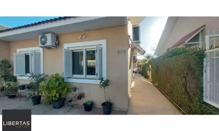 Casa em condomínio fechado com 2 quartos à venda na Rua Chácara das Nascentes, 275, Lomba do Pinheiro, Porto Alegre