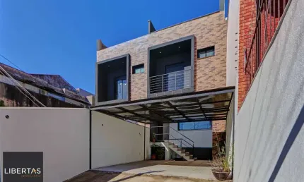 Casa com 3 quartos à venda na Rua Matias José Bins, 1211, Chácara das Pedras, Porto Alegre