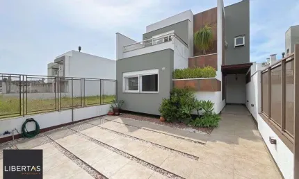Casa com 3 quartos à venda na Rua Jean Vardaramatos, 135, Hípica, Porto Alegre