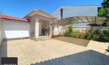 Casa com 5 quartos à venda na Rua Afonso Arinos, 909, Camaquã, Porto Alegre