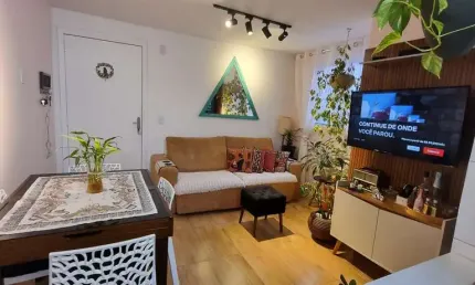 Apartamento térreo com 02 quartos e 01 vaga no bairro campo novo