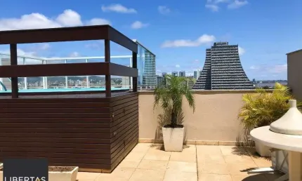 Apartamento de 01 dormitório em edifício com infraestrutura no centro de porto alegre-rs