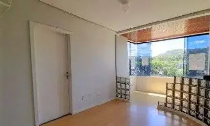 Cobertura no partenon de 1 dormitório e terraço para alugar