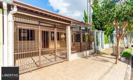 Casa com 2 quartos à venda na Marselha, 61, São José, Canoas