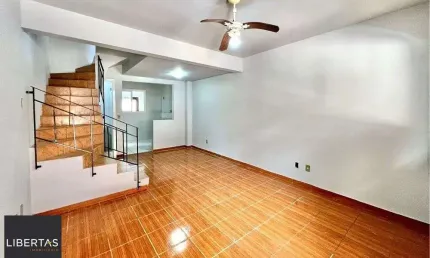 Casa com 2 quartos à venda na Rua Treze de Maio, 630, Rio Branco, Canoas