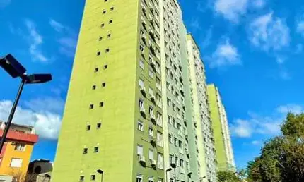 Apartamento com 02 quarto (01 suíte) e 01 vaga no bairro glória