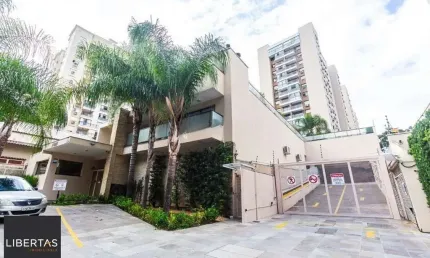Apartamento com 3 quartos para alugar na Avenida Andaraí, 566, Passo da Areia, Porto Alegre