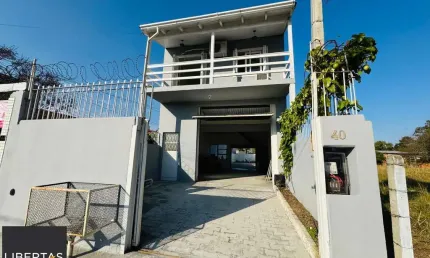 Casa com 2 quartos à venda na Rua Laranjeiras, 40, Restinga, Porto Alegre