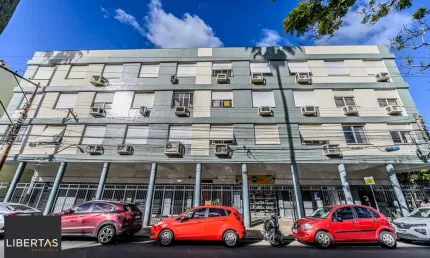 Apartamento com 3 quartos à venda na Avenida Getúlio Vargas, 690, Menino Deus, Porto Alegre