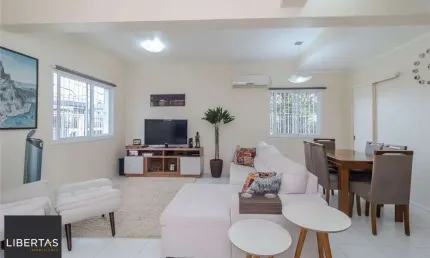 Casa com 3 quartos à venda na Rua Derocy Peres da Palma, 121, Lomba do Pinheiro, Porto Alegre
