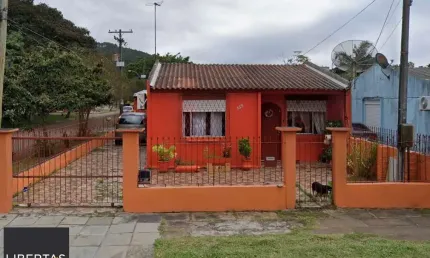 Casa à venda no bairro hípica – 3 dormitórios e amplo quintal