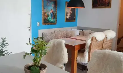 Excelente apartamento de 2 dormitórios na tristeza- zona sul