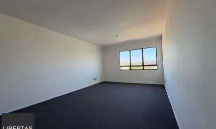 Sala comercial à venda na Avenida Andaraí, 157, Passo da Areia, Porto Alegre