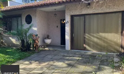 Oportunidade única! casa dos sonhos em porto alegre!