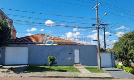 Casa com 4 quartos à venda no Novo Mundo, Curitiba , 190 m2 por R$ 820.000