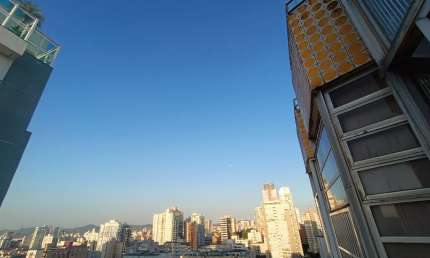 STUDIO NO EMBARÉ COM VISTA LIVRE E ANDAR ALTO EM SANTOS SANTOS !!!!