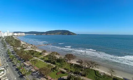 Exclusivo frente total para o mar em andar alto no embaré!